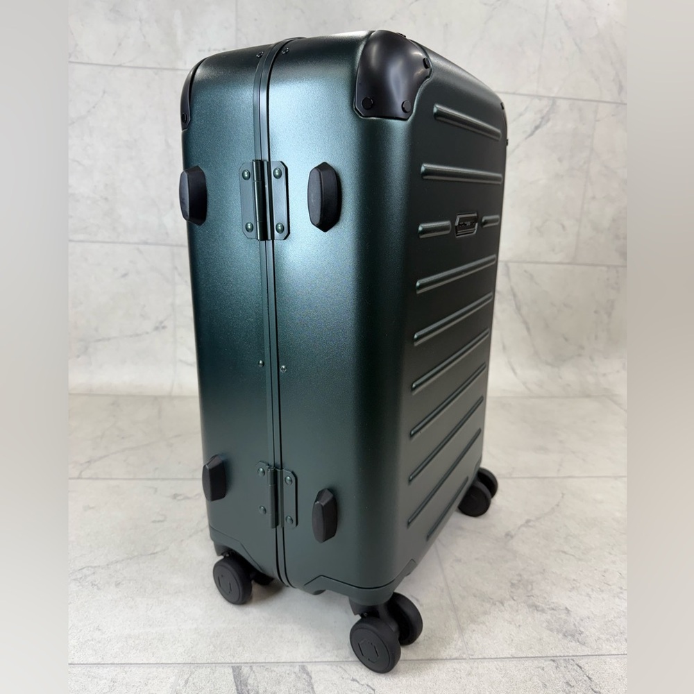 (SW-2) Solgaard Carry-On Luggage In Ibiza Jade In The Shade - Picture 4 of 5
